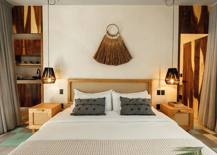 Aparthotel Naj 4*